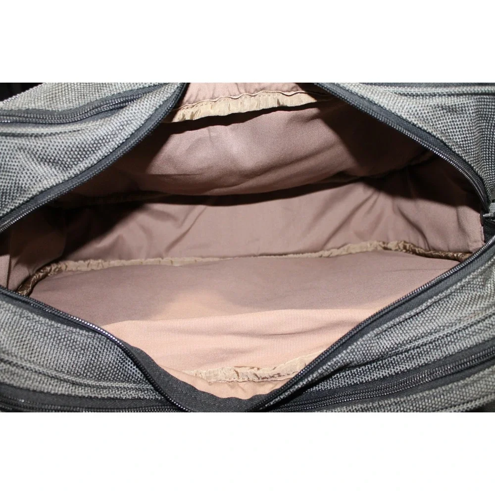 Andiamo Valoroso Gray Bomb Cloth Travel Carry On Bag Multi Pocket Business Case